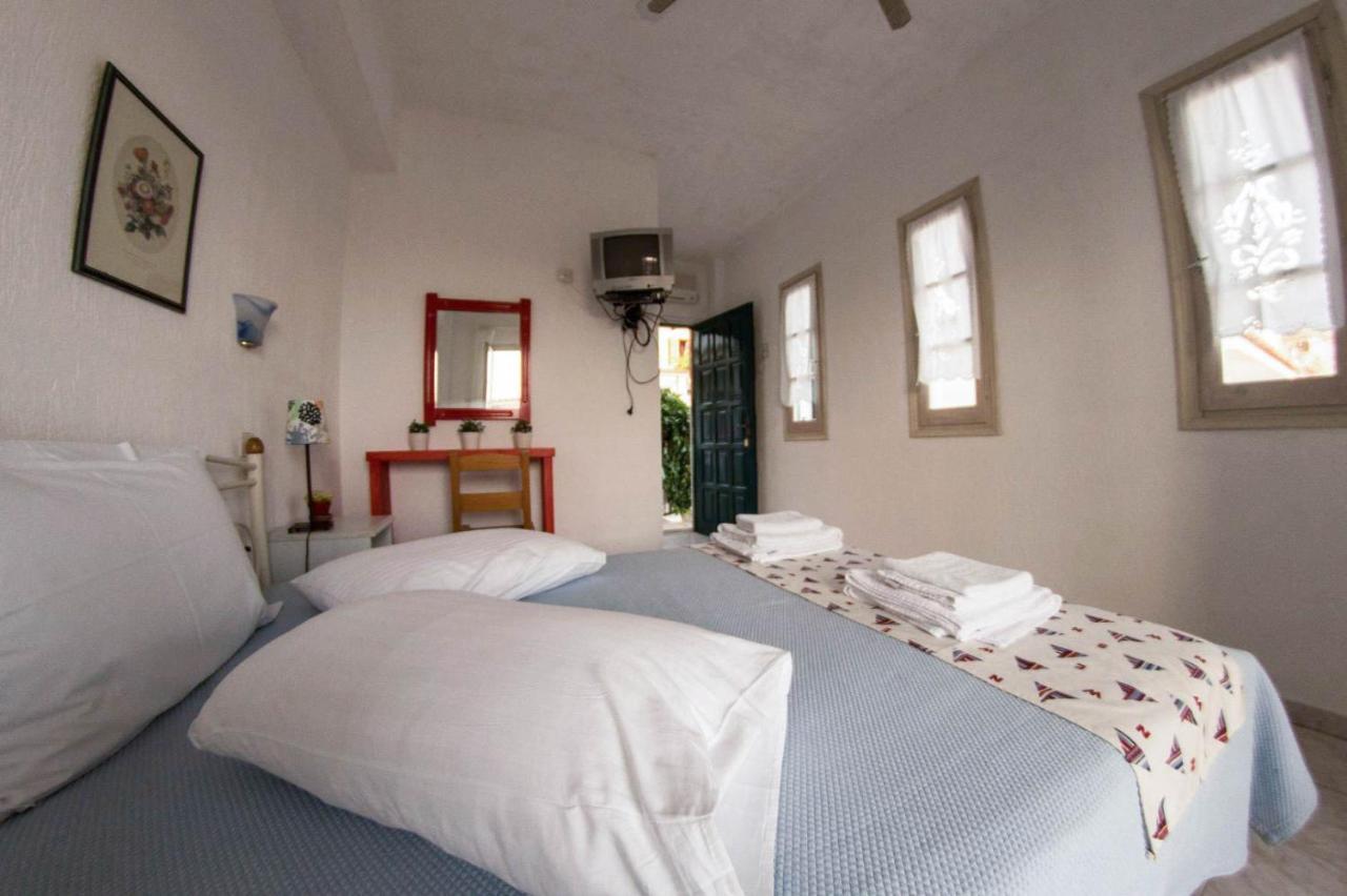 Violetta Apartments นิโอไกลมา ภายนอก รูปภาพ