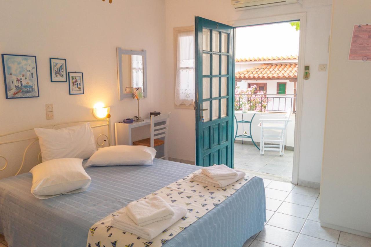 Violetta Apartments นิโอไกลมา ภายนอก รูปภาพ